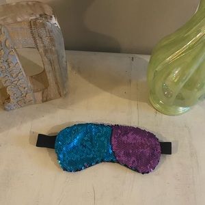 NWOT Purple/Blue Sequin Colour Changing Sleep/Relaxation Mask